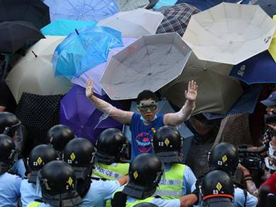 Οι διαδηλωτές με τις ομπρέλες στο Χονγκ Κονγκ